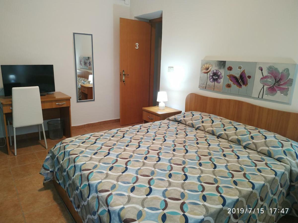 Santa E Maria Affittacamere Lamezia Terme Bilik gambar